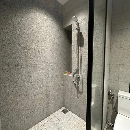 Scarletz Suites Klcc By Numa Kuala Lumpur Luaran gambar